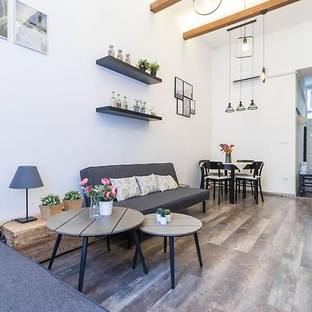 Katarina Apartment Blaha Square Budapešť Exteriér fotografie
