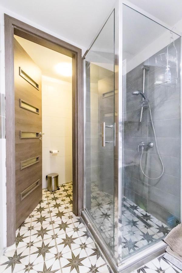 Katarina Apartment Blaha Square Budapešť Exteriér fotografie